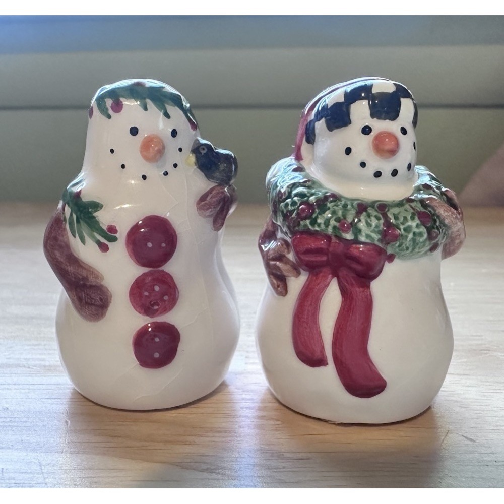 Christmas Mr. Mrs. Snowman Salt And Pepper Shakers Adorable Pair Holiday Ser